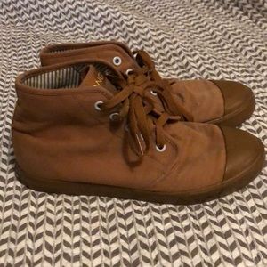 BANGS Sahara Women’s 8.5/Men’s 7 shoe